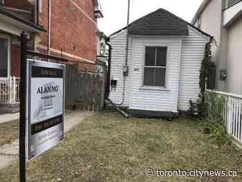 Business Report: 'Tiny' Toronto home hits market for $1M - CityNews Toronto