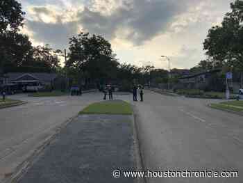 Woman killed in crash in northwest Houston - Houston Chronicle