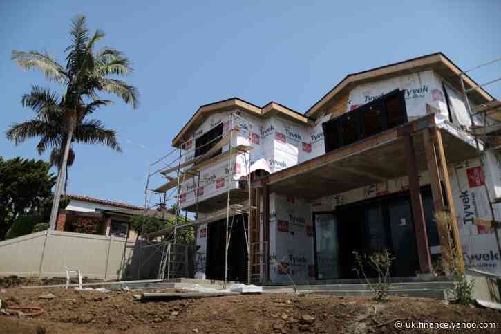 U.S. housing market pushes ahead, trade flows improve