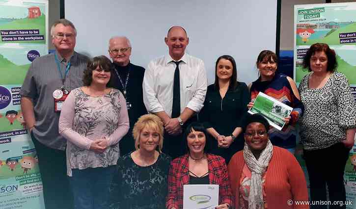 Sunderland members give out 3,000 gift packs to local government workers