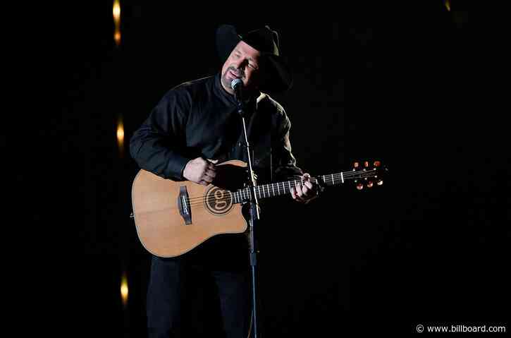 Why Garth Brooks Is Removing Himself From Contention for CMA Awards Entertainer of the Year