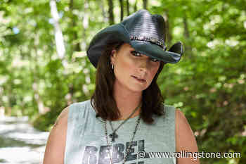 Terri Clark Preps Holiday Album Featuring Dierks Bentley, Ricky Skaggs