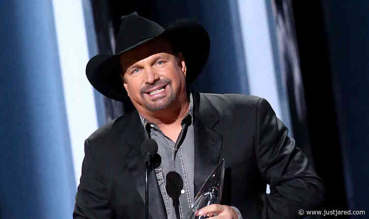 Garth Brooks Wants to Pull His Name from Entertainer of The Year Consideration at CMA Awards 2020
