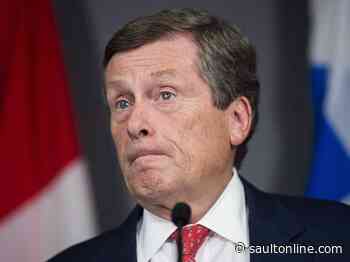 Toronto mandates masks in residential building hallways, elevators