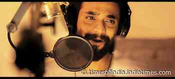 Sriimurali sings his current favourite song exclusively for Bangalore Times