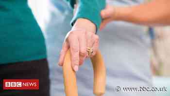 Coronavirus: Hospital discharge 'did not increase care home risk'