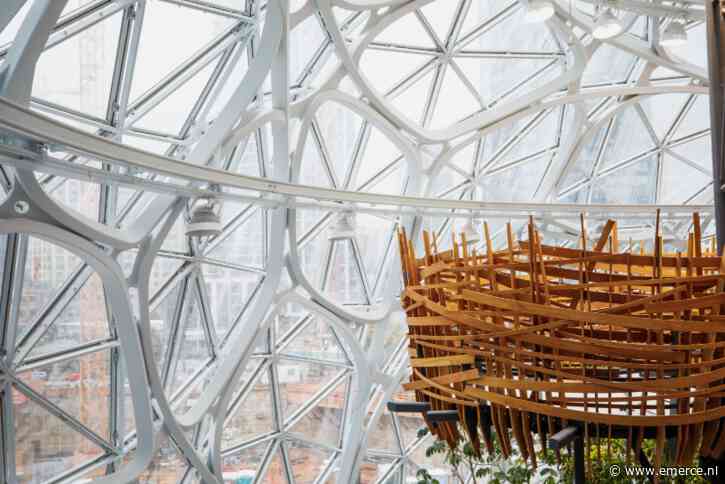 Omzet Amazon stijgt 40 procent, winst naar recordhoogte