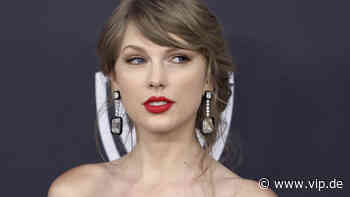 Schwanger? Taylor Swift löst mit weitem Outfit wilde Spekulationen aus - VIP.de, Star News