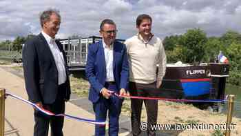Arras : Flipper, la péniche numérique, inaugurée - La Voix du Nord