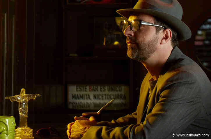 From ‘The Nada’ to ‘Algo Ritmos’, a Dive Into Kevin Johansen’s Music Journey