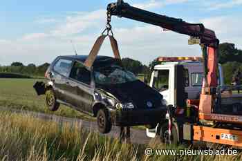 Koppel gewond bij ongeval langs E403 (Lichtervelde) - Het Nieuwsblad