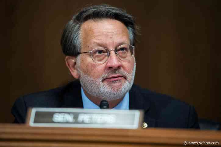 Senate Democrats press Postal Service on delivery complaints