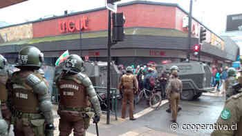 Intensas manifestaciones en Temuco ante la llegada del ministro Pérez - Cooperativa.cl