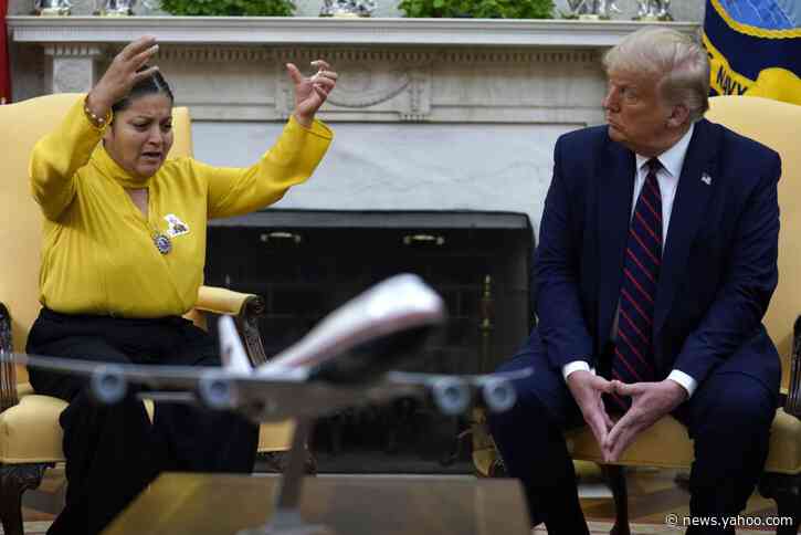 Trump says he'll help with funeral costs for slain soldier