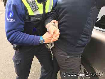 Politie arresteert man die drugs verkoopt vanuit woning