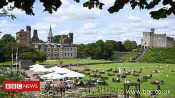 Coronavirus in Wales: Up to 30 can meet outdoors and gyms to reopen