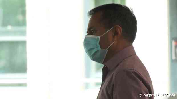 'Exercise our kindness': Face mask bylaw now in effect in Calgary