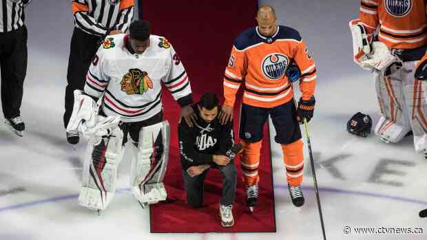 Regina-born NHL player Matt Dumba becomes first player to kneel for U.S. anthem
