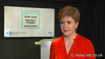 Coronavirus: Scots warned to avoid Covid hotspots in England
