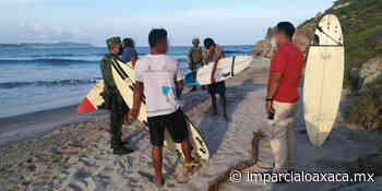 Desalojan a surfistas en Salina Cruz - El Imparcial de Oaxaca