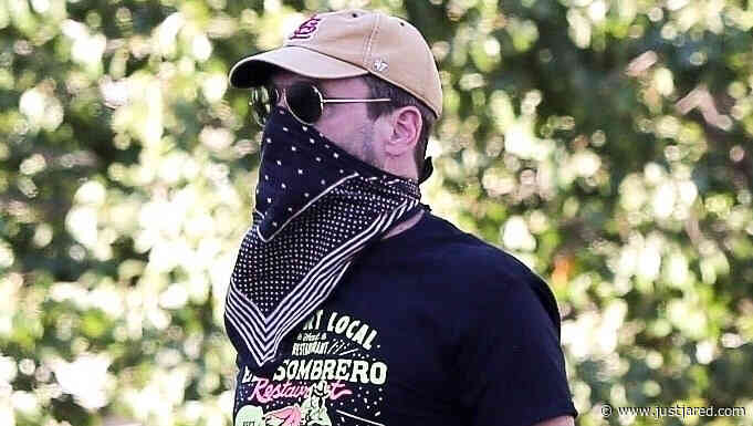 Jon Hamm Spends His Friday Running Errands Around L.A.