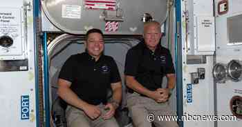 Storm doesn't scuttle plan for astronauts' return