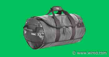 I Bought the Duffel Bag That's in ‘The Expanse’—and Loved It