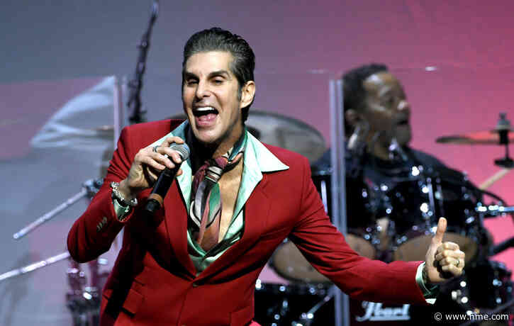 Watch Jane’s Addiction reunite to perform for Lollapalooza