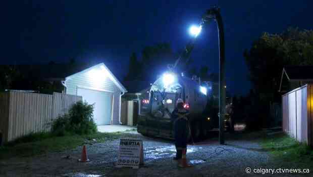 Lightning strikes Calgary home's gas meter, resulting in small fire