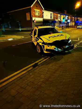 Police officer cut out of car after crash with 'stolen' horsebox in Thicketford Road