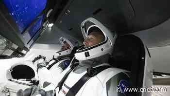 SpaceX splashdown smoothly delivers NASA astronauts back to Earth     - CNET