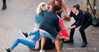 Fight breaks out on Brighton seafront as drinkers flout coronavirus rules - Mirror Online
