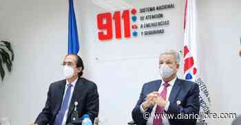 Montalvo muestra el 911 al ministro de la Presidencia designado, Lisandro Macarrulla - Diario Libre