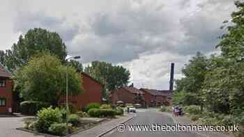 Chip pan fire breaks out on St Gregory's Close, Farnworth