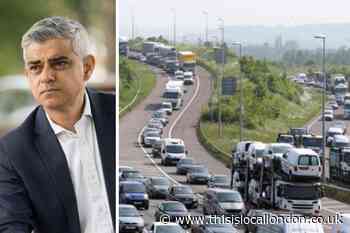 Khan surprised at plans to use M25 for Covid-19 London lock