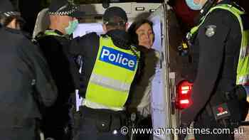 Cops smash anti-masker's car window - Gympie Times