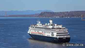 Fewer than a third of Canadians willing to travel without a COVID-19 vaccine, says new poll