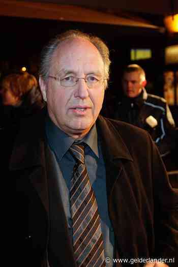 Baantjer-regisseur Hans Scheepmaker (69) overleden door wespenaanval