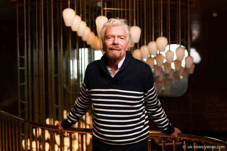 Virgin Galactic&#39;s Branson to fly into space in early 2021