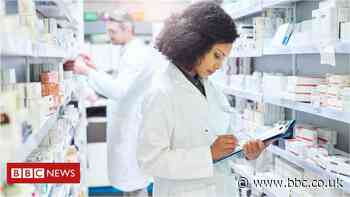 Government urges post-Brexit drug stockpiles