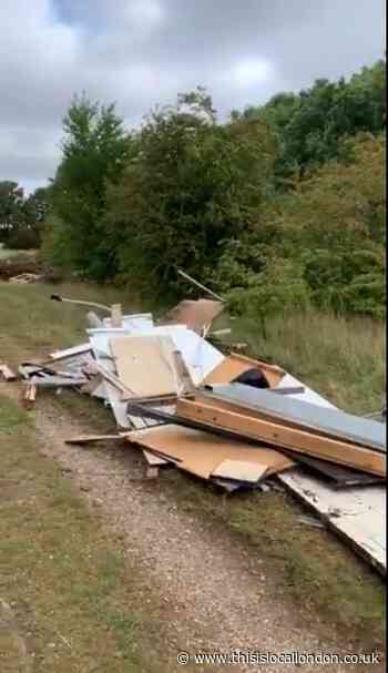 MOD and council move on travellers from Woolwich Common