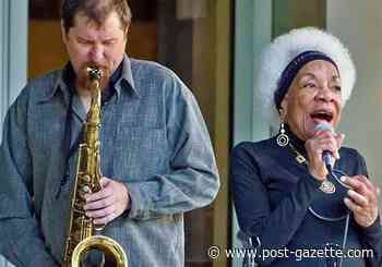 Bloomfield Garden Club cultivates artists for backyard performances
