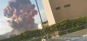 Gigantische explosie zorgt voor schokgolf in Beiroet, complete gebouwen weggevaagd