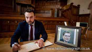 John Hume's funeral cortege returns home to Derry ahead of final farewell