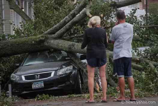 Storm Isaias: At least four dead in US and millions without power as tropical storm races through East Coast