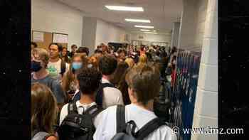 Georgia Students Pack Hallway Without Masks, Superintendent Downplays