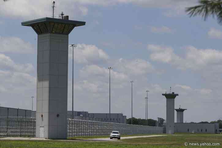 Anti-death penalty groups sue, say roadblocks impede speech