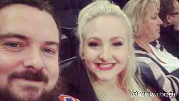 Edmonton Oilers fan cashes in massive 50/50 winning ticket as raffle fever takes off 