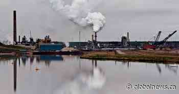 Alberta, Ottawa sign deal that cuts major environmental monitoring of oilsands - Global News