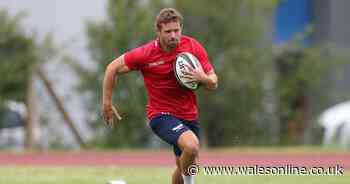Leigh Halfpenny among 17 players to sign new deals at the Scarlets